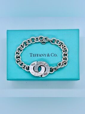 TIFFANY & CO 1837 INTERLOCKING CIRCLE CLASP BRACELET